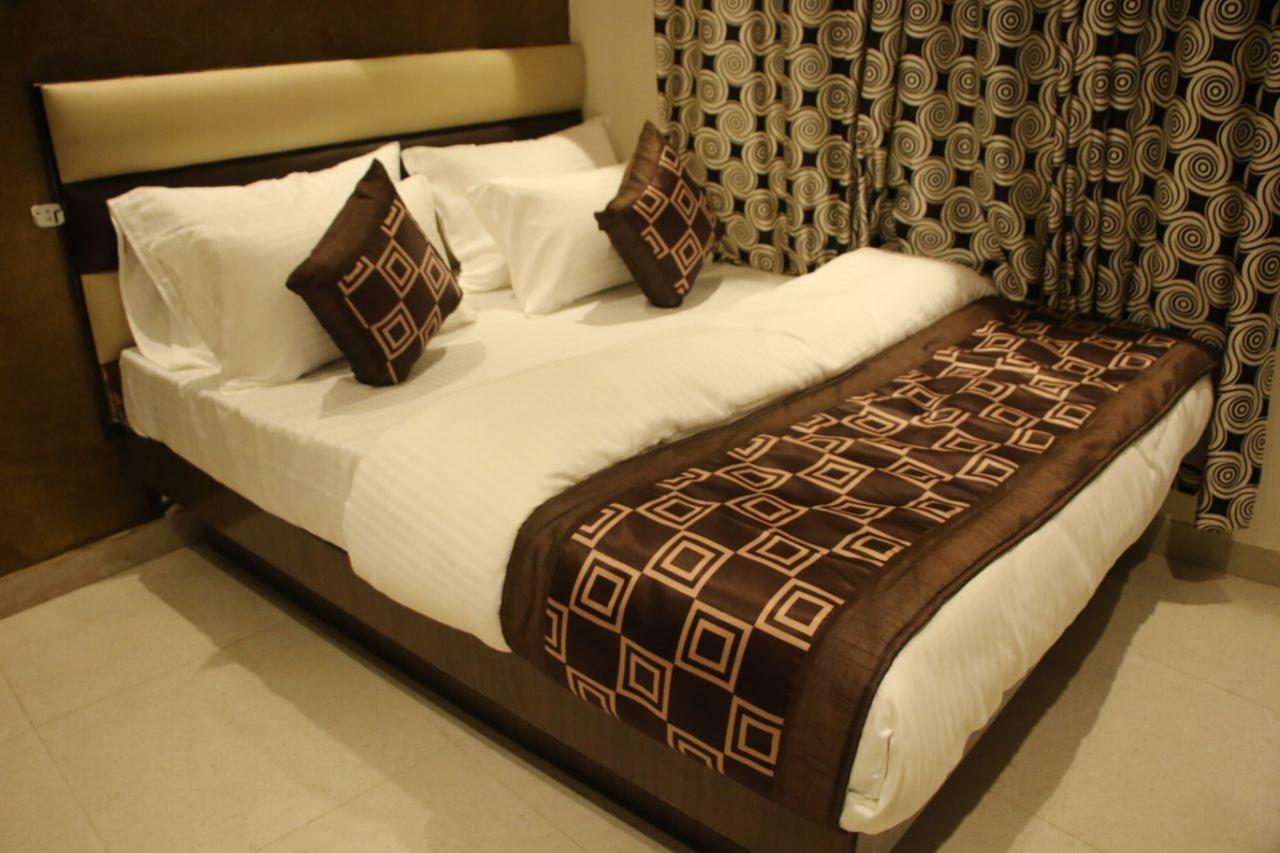 Hotel Snow White Inn Nueva Delhi Exterior foto