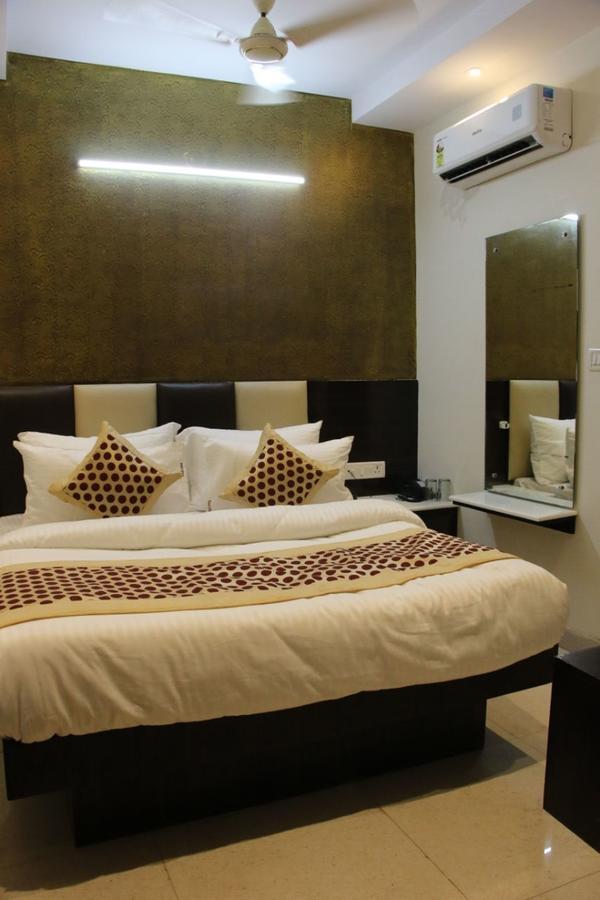 Hotel Snow White Inn Nueva Delhi Exterior foto