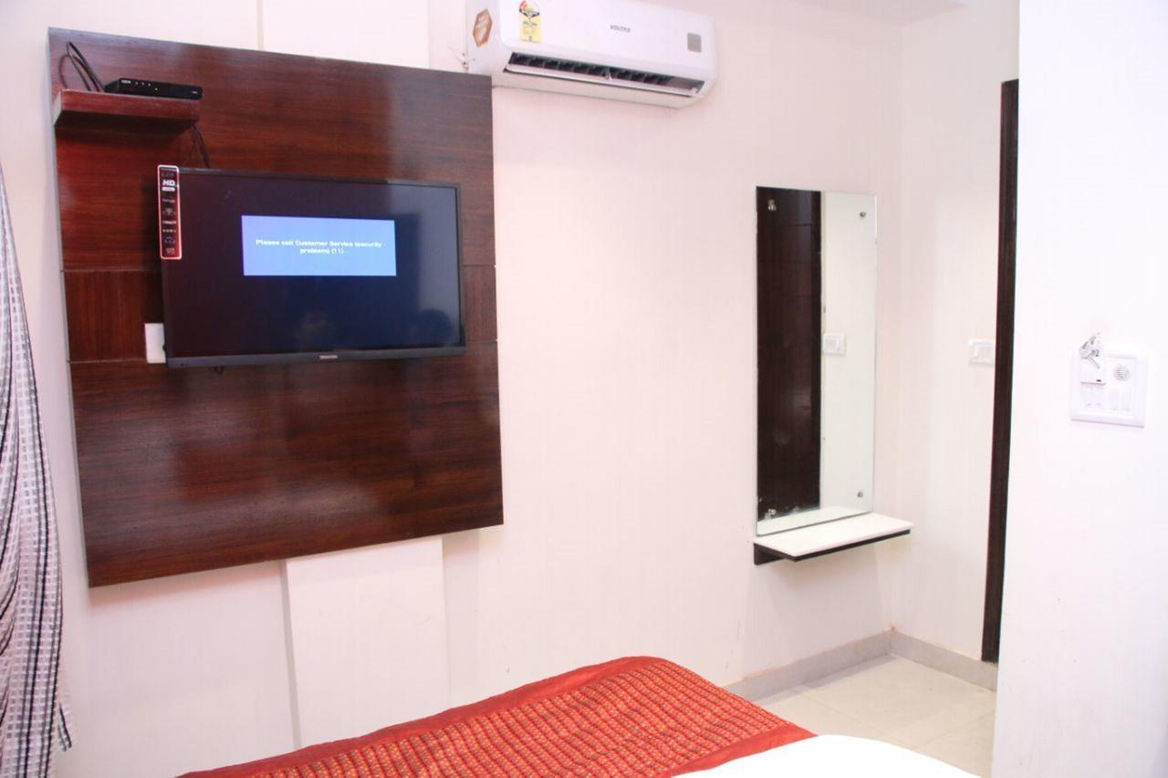 Hotel Snow White Inn Nueva Delhi Exterior foto